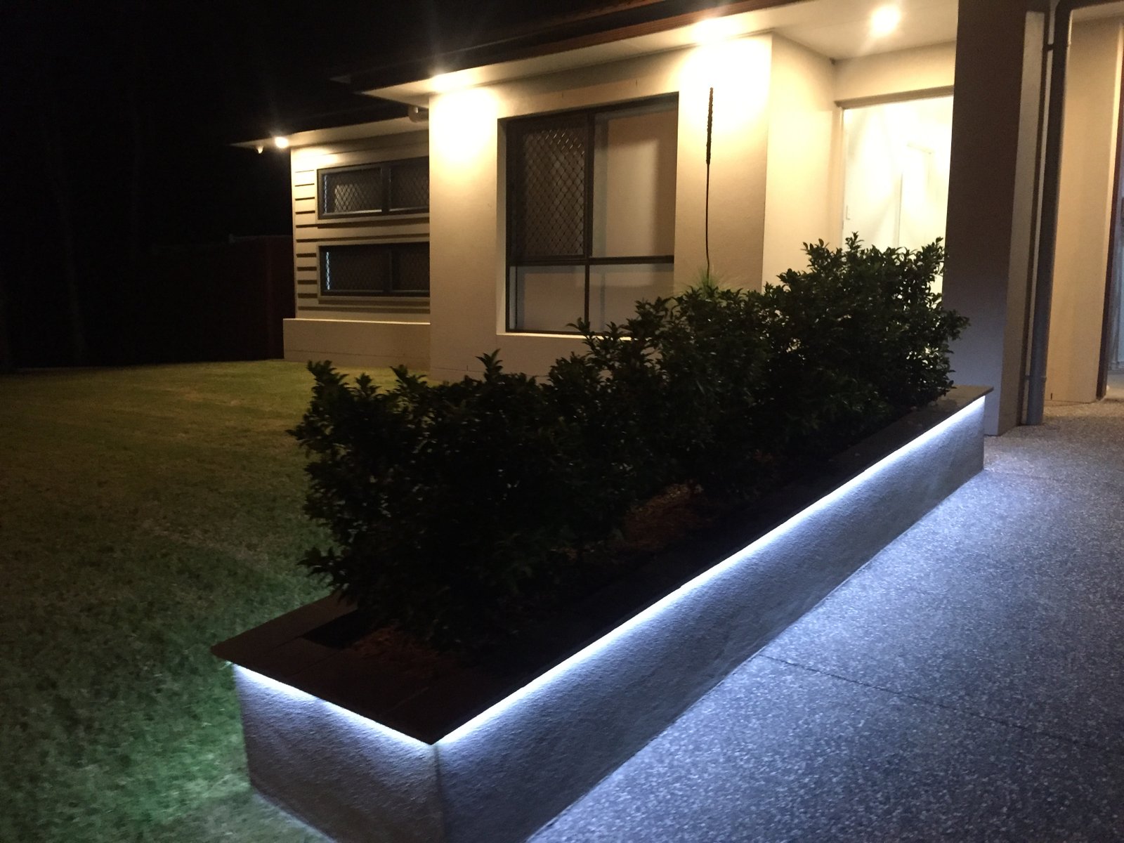 Residential garden and outdoor feature lighting